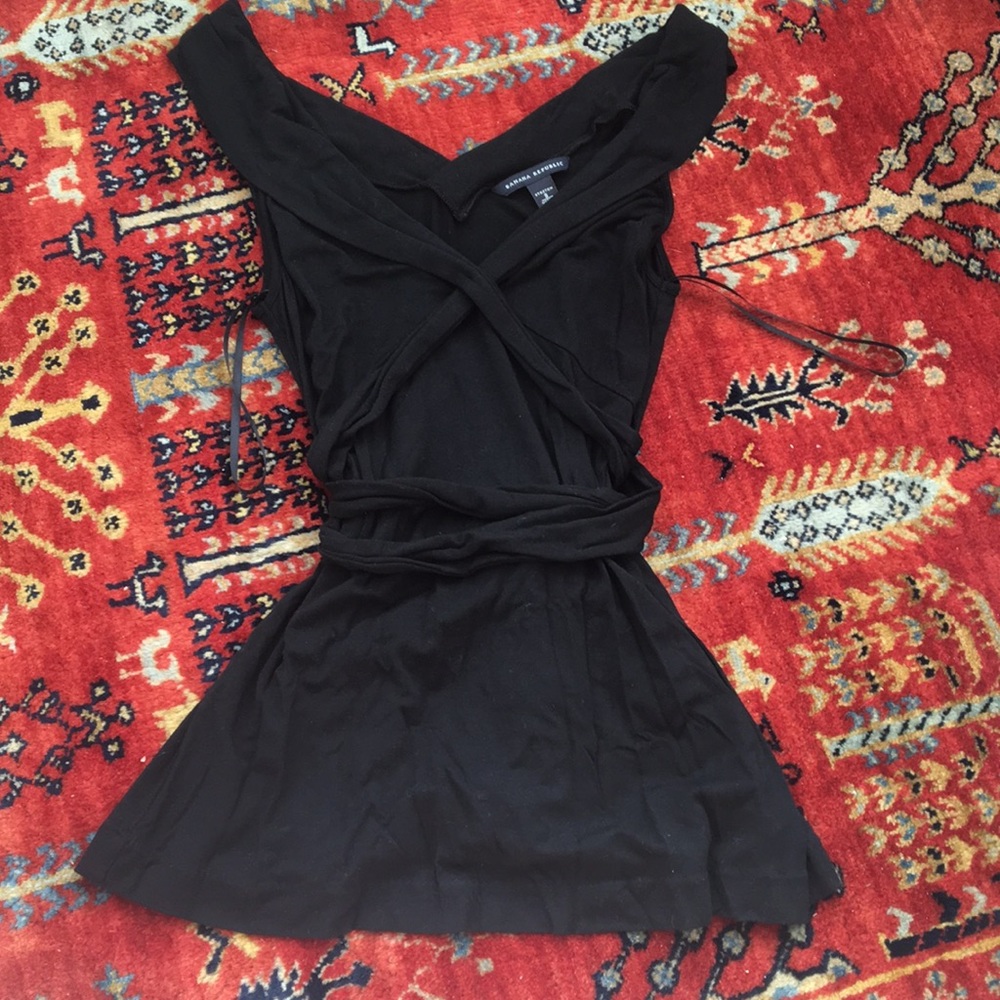 Banana Republic Stretch Top with tie in Black